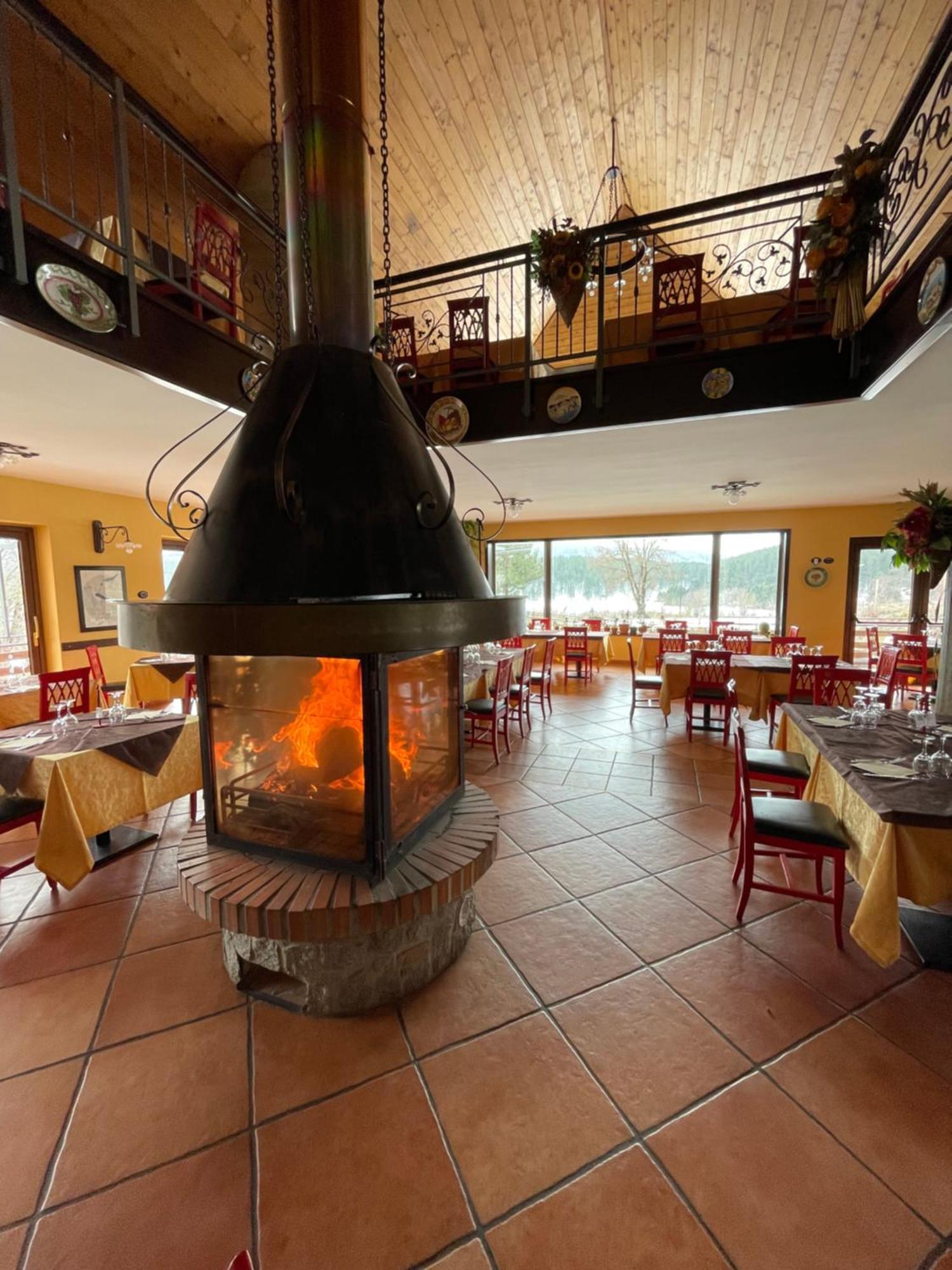 Fd Lorichella Otel Lorica Dış mekan fotoğraf