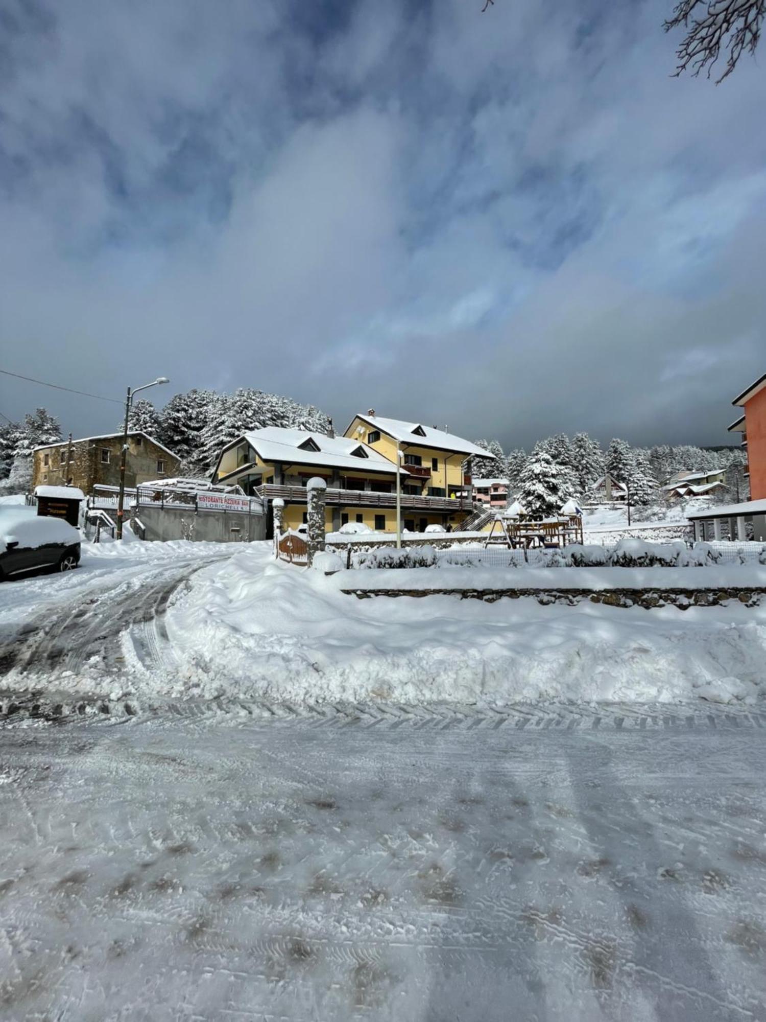 Fd Lorichella Otel Lorica Dış mekan fotoğraf